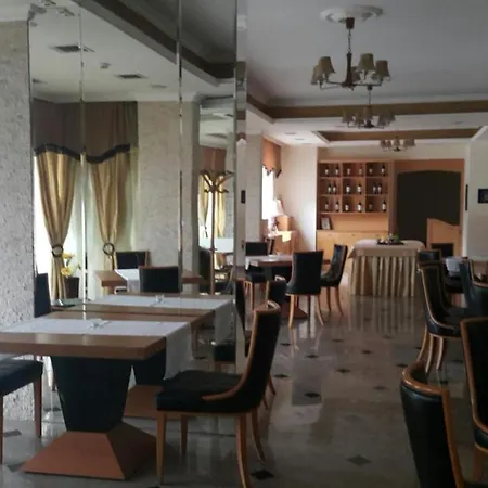 Апартамент В Комплексе С Бассейном Поморие Apartment *
